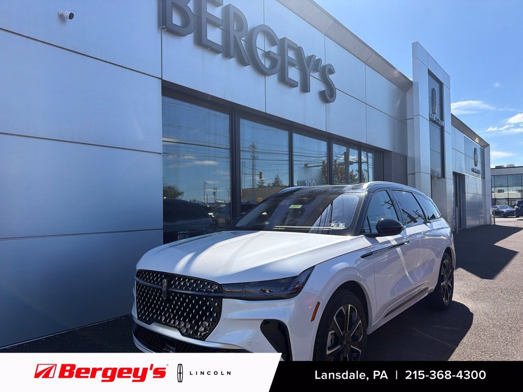 New 2026 Lincoln Nautilus Reserve AWD/4WD image 1