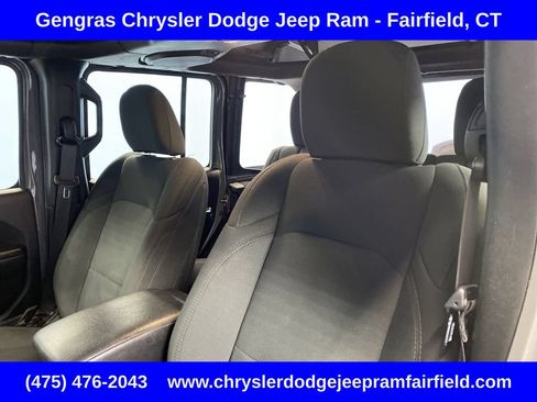 Used 2021 Jeep Wrangler Unlimited Sport AWD/4WD image 8