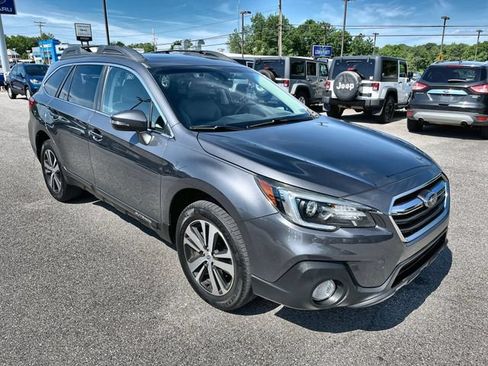 Used 2019 Subaru Outback 3.6R Limited AWD/4WD image 10