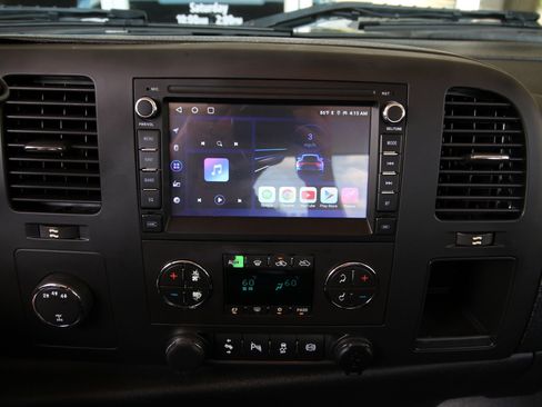 Used 2014 Chevrolet Silverado 2500 LT w/ Texas Edition AWD/4WD image 29