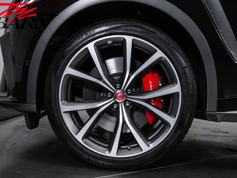 Used 2021 Jaguar F-PACE SVR AWD/4WD image 17