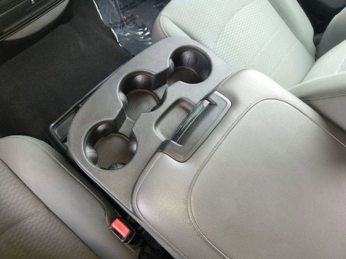 Used 2020 RAM 1500 Classic SLT AWD/4WD image 21