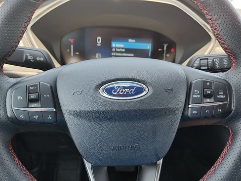 Used 2025 Ford Escape ST-Line Select AWD/4WD image 11