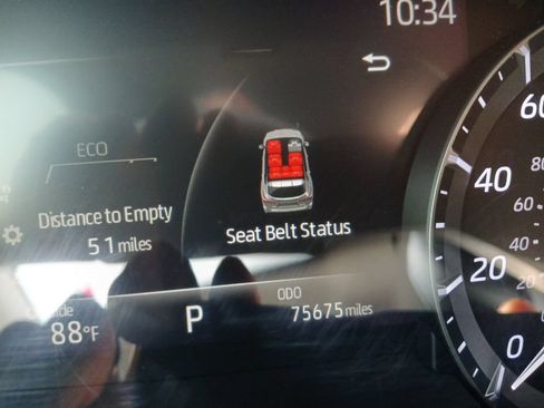 Used 2021 Toyota Highlander XLE FWD image 7