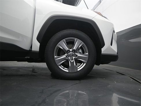 New 2025 Toyota RAV4 XLE w/ Convenience Package image 17