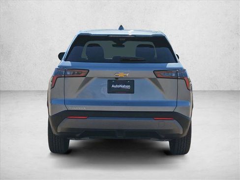 New 2027 Chevrolet Equinox LT w/ Safety and Technology Package FWD image 8