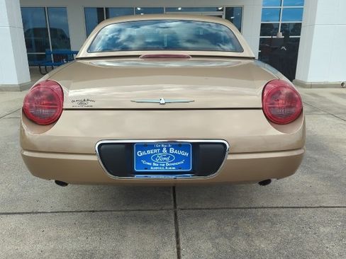 Used 2005 Ford Thunderbird image 6