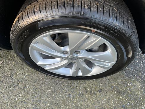 Used 2025 Buick Encore GX Preferred image 31