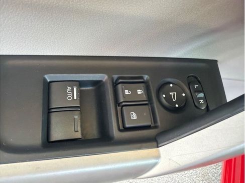 Used 2012 Honda Civic LX image 8
