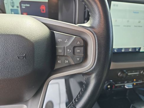 Used 2024 Ford Bronco Wildtrak image 23