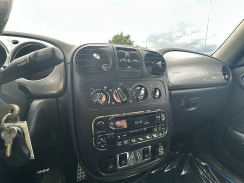 Used 2005 Chrysler PT Cruiser GT w/ Chrome Accents Group FWD image 24