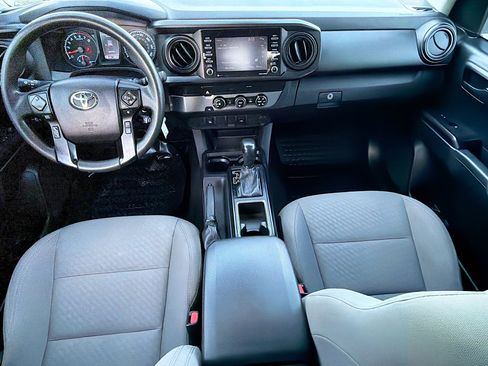 Used 2021 Toyota Tacoma SR w/ SR Convenience Package image 14