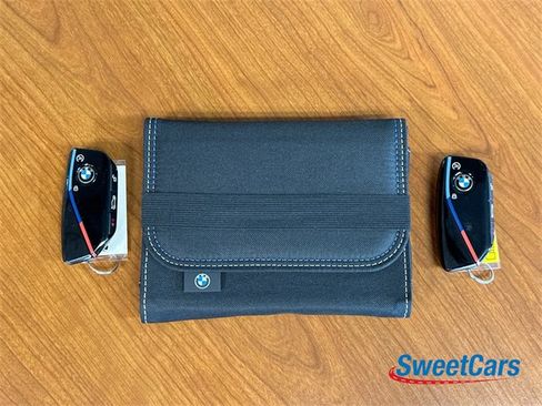 Used 2023 BMW X7 M60i w/ Executive Package image 63