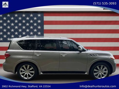 Used 2012 INFINITI QX56 4WD w/ Deluxe Touring Pkg image 4