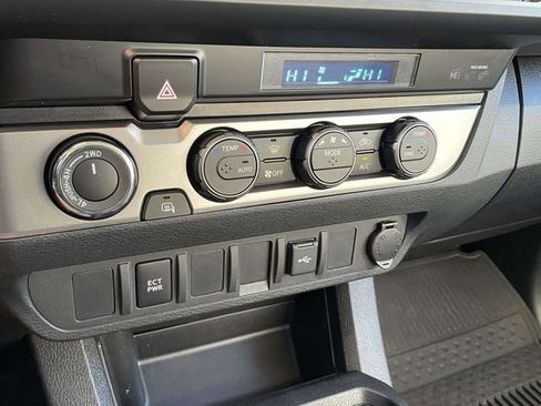 Used 2023 Toyota Tacoma SR image 29