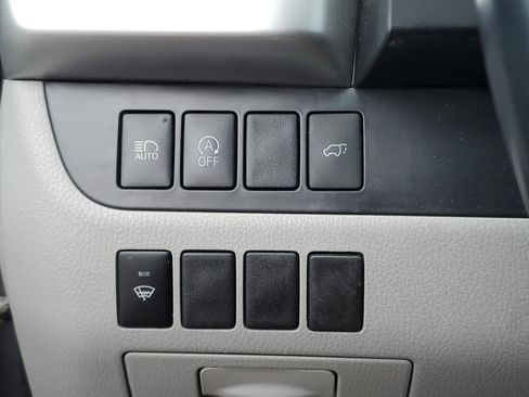 Used 2018 Toyota Highlander XLE image 29