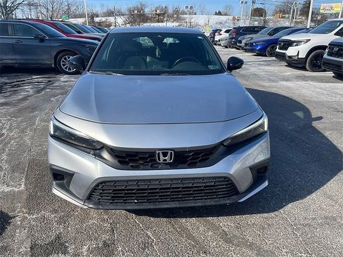 Used 2023 Honda Civic Sport image 1