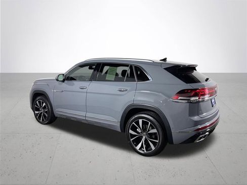 Certified 2025 Volkswagen Atlas Cross Sport SEL Premium R-Line AWD/4WD image 8