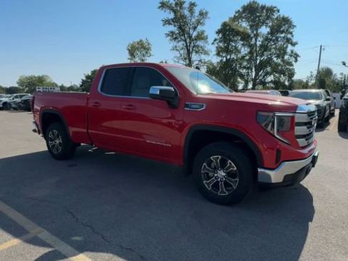 New 2026 GMC Sierra 1500 SLE w/ Preferred Package image 2