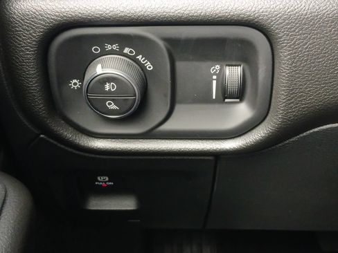 New 2026 RAM 1500 Express RWD image 12