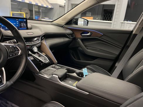 Used 2021 Acura TLX w/ Advance Package image 13