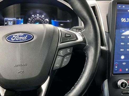 Used 2022 Ford Edge Titanium AWD/4WD image 13