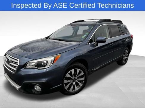 Used 2015 Subaru Outback 3.6R Limited image 2
