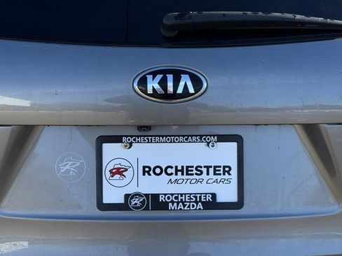 Used 2019 Kia Sorento EX image 40