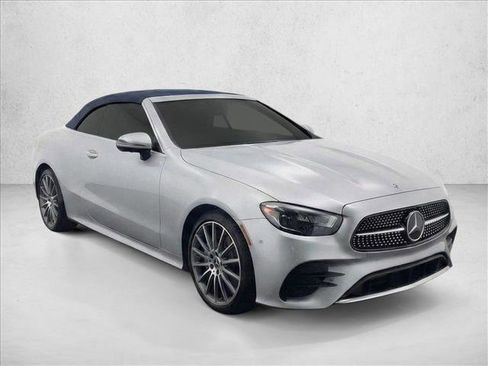 Used 2023 Mercedes-Benz E 450 Cabriolet image 3