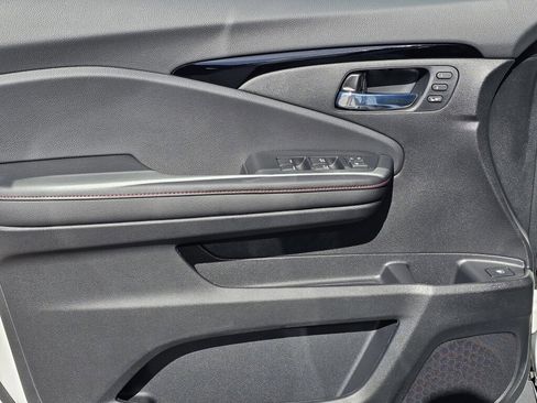 New 2026 Honda Ridgeline Black Edition image 15