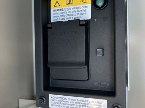 New 2025 Ford F450 XLT w/ XLT Value Package image 12