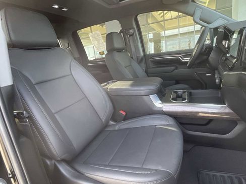 Certified 2024 Chevrolet Silverado 2500 LTZ w/ LTZ Plus Package image 29