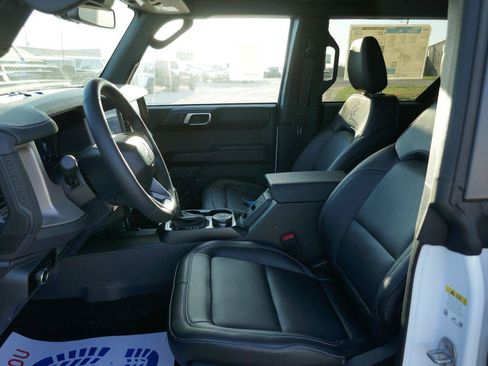 New 2026 Ford Bronco Outer Banks image 13