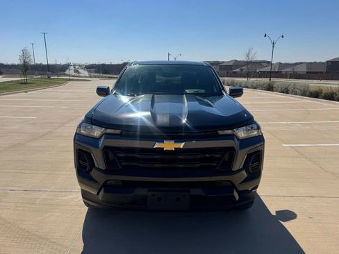 Used 2023 Chevrolet Colorado LT image 7