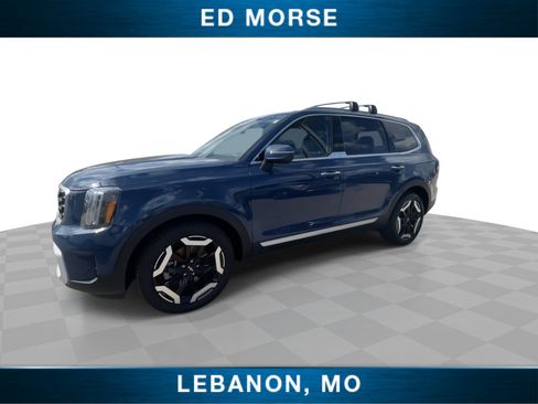 Used 2025 Kia Telluride S AWD/4WD image 4