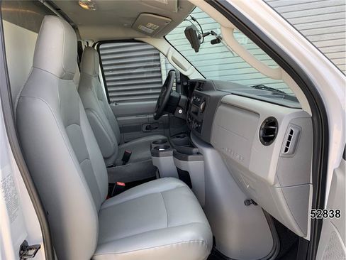 Used 2023 Ford E-350 and Econoline 350 Super Duty w/ Power Windows & Locks Group RWD image 28