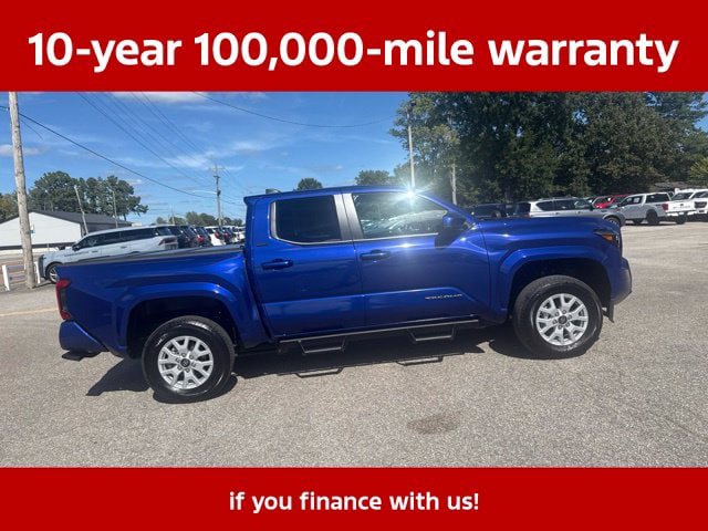 Used 2025 Toyota Tacoma SR5 AWD/4WD image 14