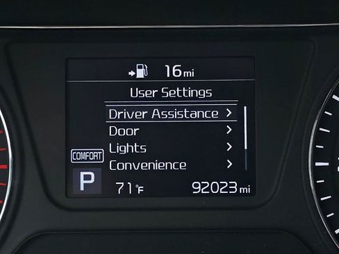 Used 2020 Kia Sorento LX w/ LX I4 Convenience Package FWD image 28