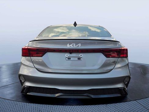 Used 2022 Kia Forte GT-Line FWD image 5