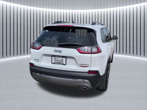 Certified 2022 Jeep Cherokee Limited w/ Elite Package AWD/4WD image 11