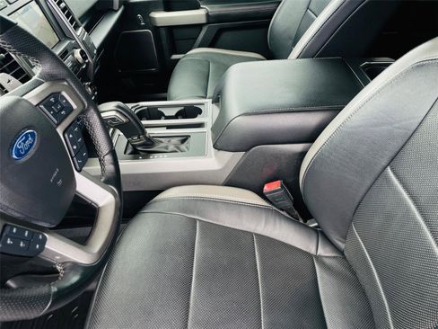Used 2018 Ford F150 Raptor w/ Equipment Group 802A Luxury AWD/4WD image 10