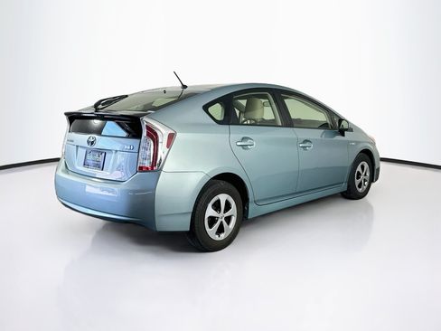 Used 2013 Toyota Prius Two FWD image 9