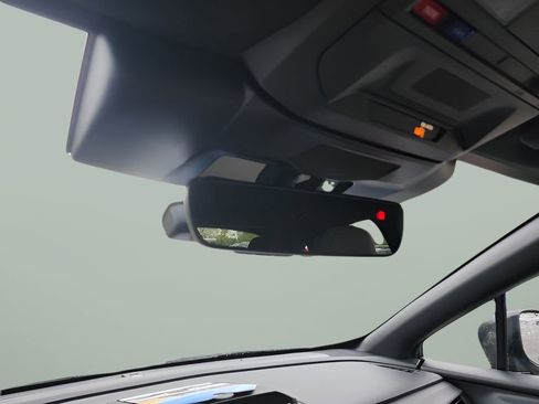 Used 2025 Subaru Crosstrek 2.5i Sport image 16