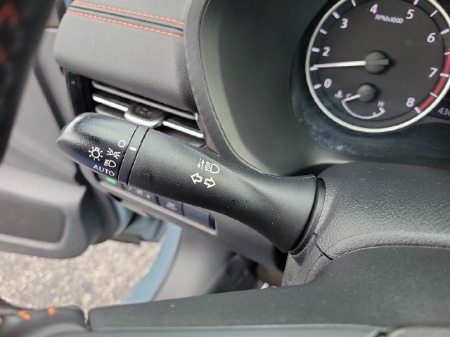 Used 2025 Nissan Sentra SR FWD image 24