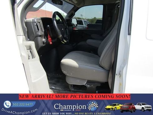 Used 2019 Chevrolet Express 2500 w/ Communications Package RWD image 11