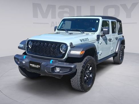 Used 2024 Jeep Wrangler Unlimited AWD/4WD image 1