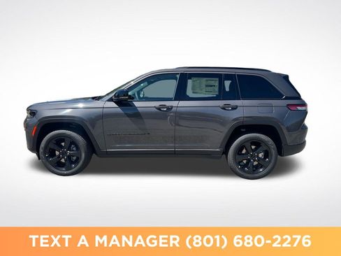 New 2026 Jeep Grand Cherokee Limited AWD/4WD image 2