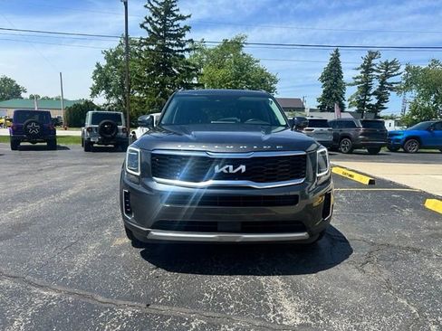 Used 2022 Kia Telluride S AWD/4WD image 2