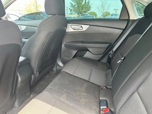 Used 2024 Kia Forte LXS w/ LXS Technology Package FWD image 11