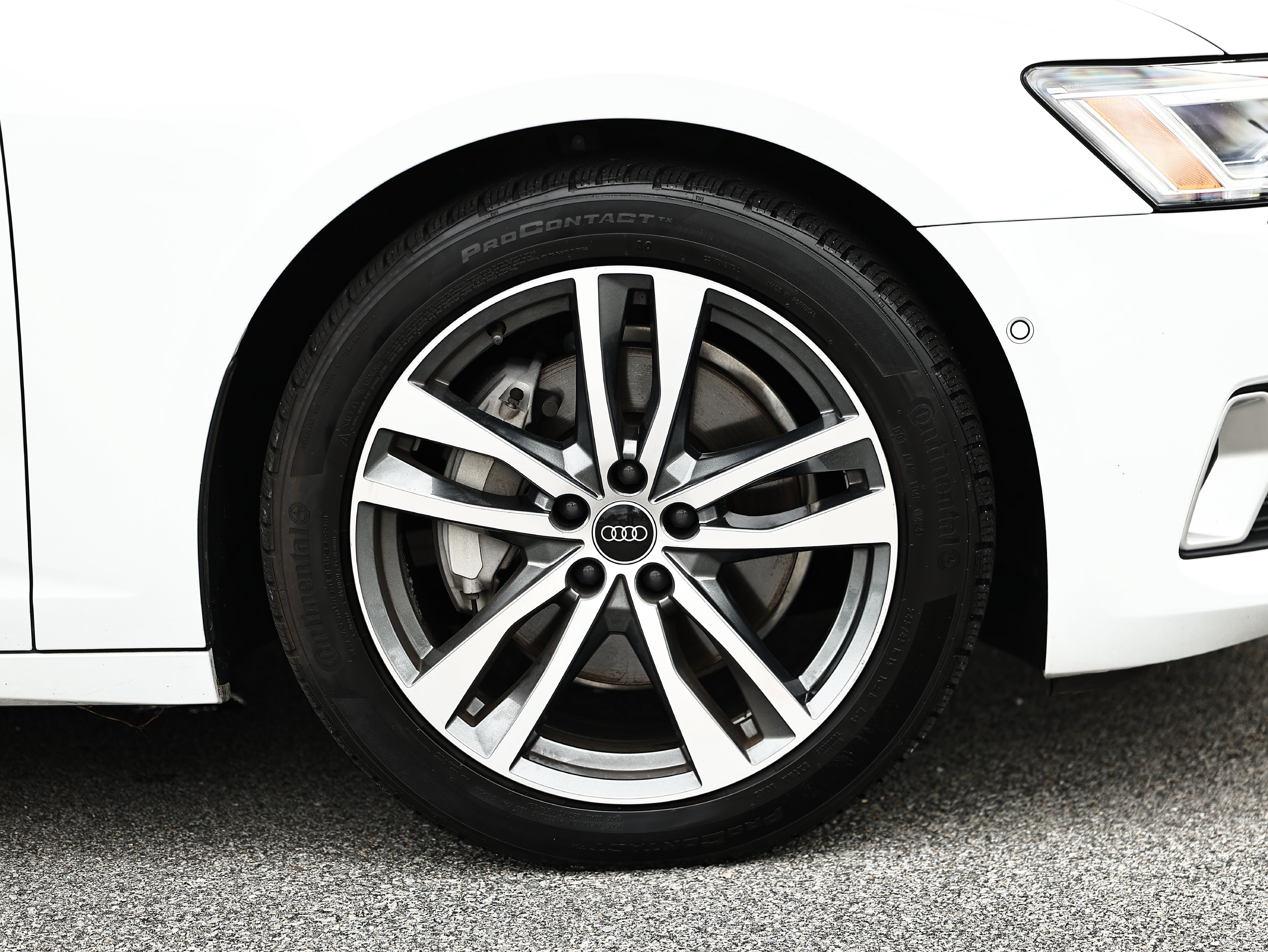 Used 2022 Audi A6 Premium Plus AWD/4WD image 5